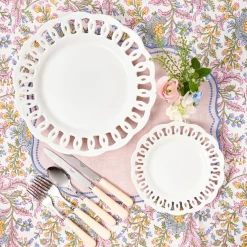 White Lace Dinner Plates (Set of 4)